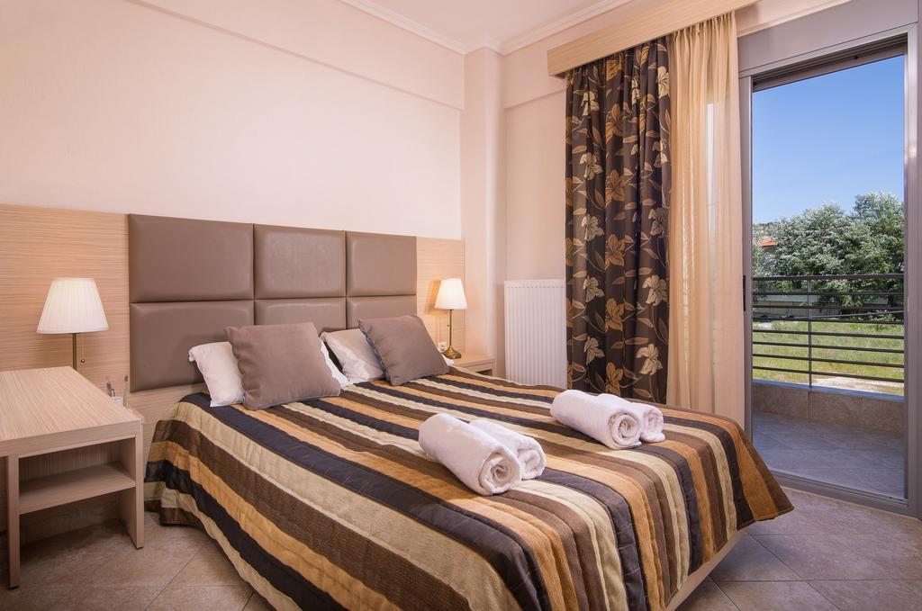 Allea Hotel And Apartments โตโรนี ภายนอก รูปภาพ